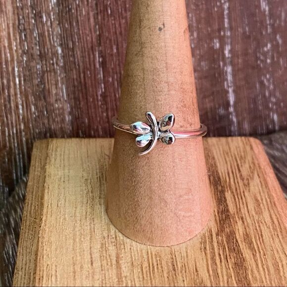 Butterfly Sterling Silver High Pokished Minimalist Ring Sizes 6,7,8 - Picture 4 of 6